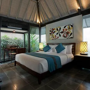 Villa Komea 