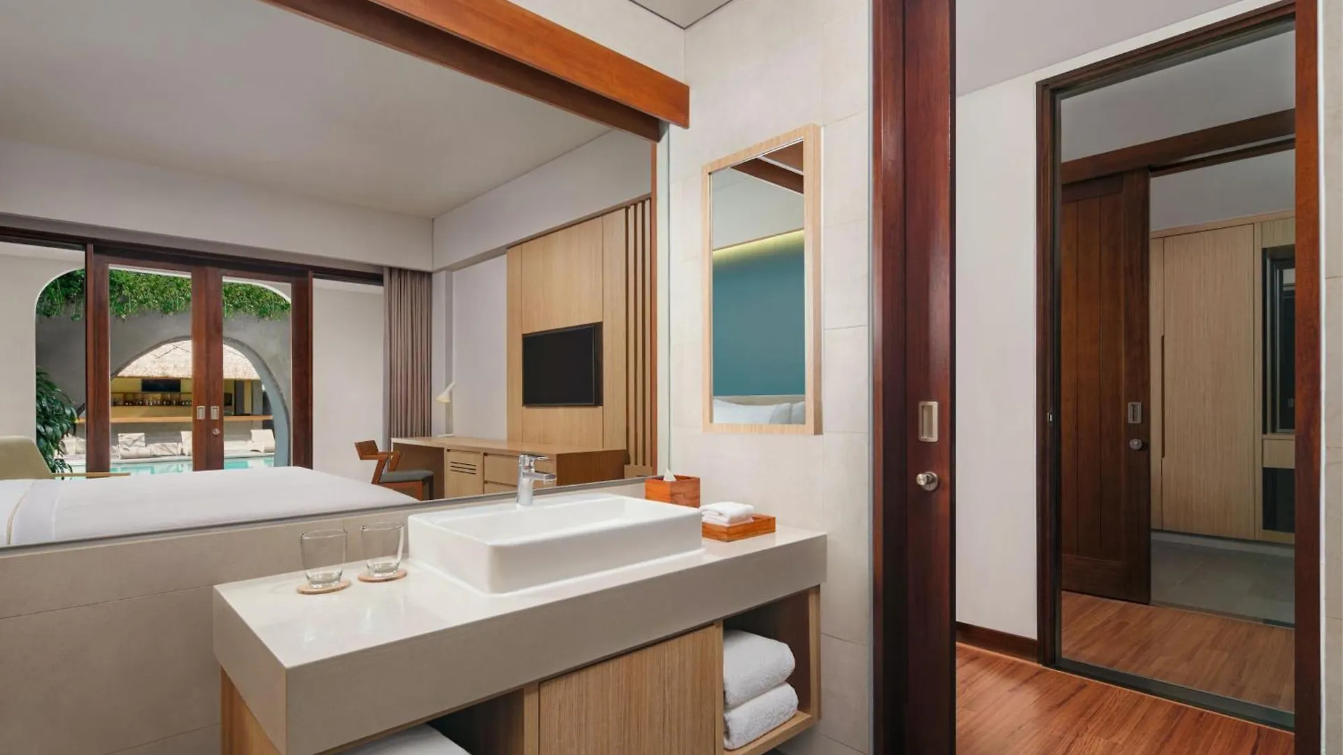 ***** Hotel Element Bali Ubud Indonesia
